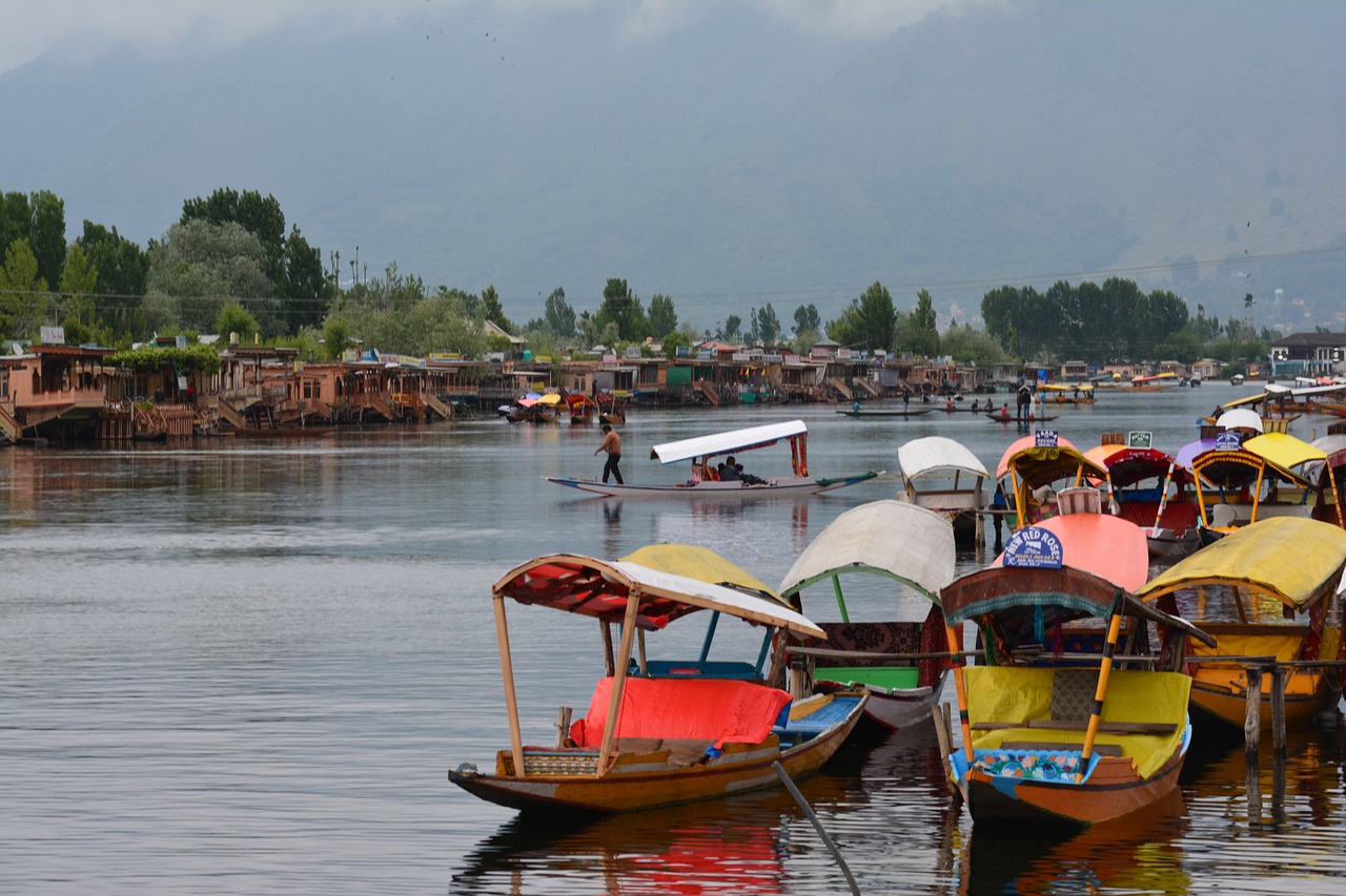 Srinagar-Kashmir 7 Days Tour Package
