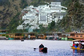 Kashmir, Vaishno Devi Tour with Amritsar